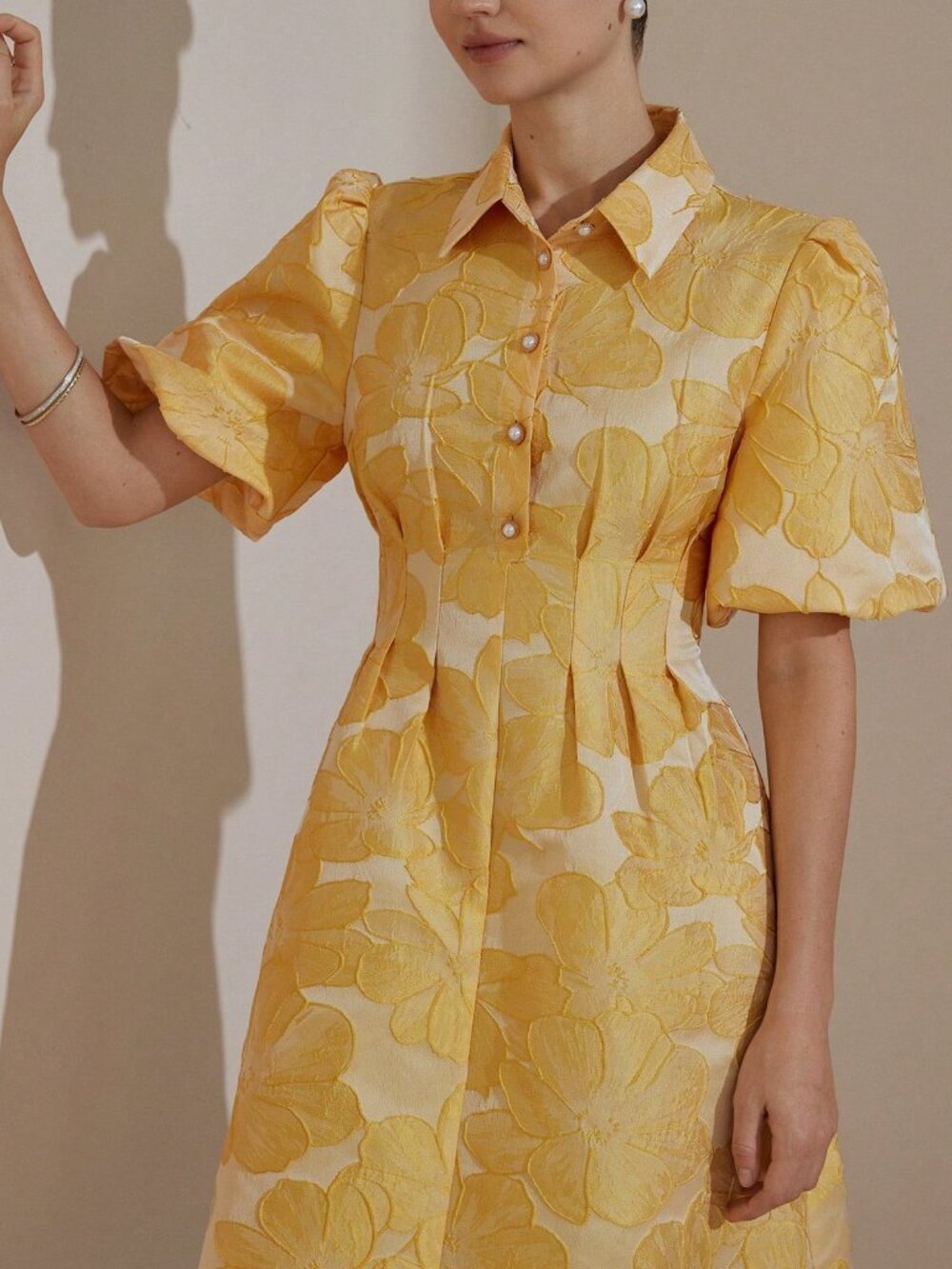 Yellow Elegant Women's Puff Sleeve Jacquard Cutout Waist Pleated Mini Dress - Picture 4 of 7